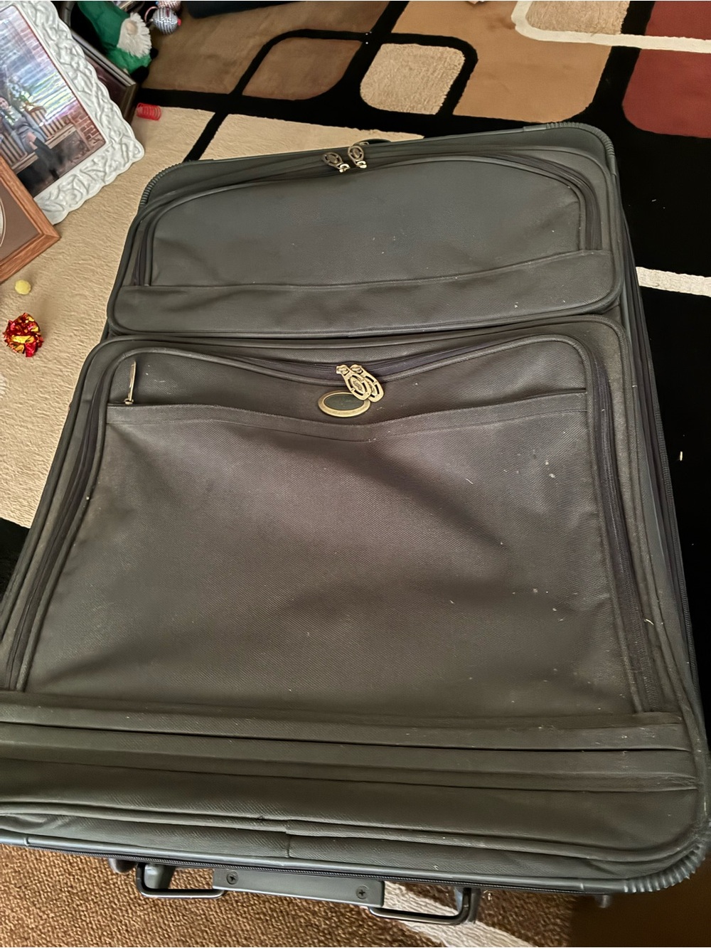 Men's Black Travel Roller Duffel Bag - Classic Black